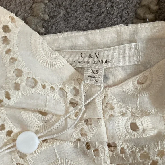 2 piece crochet lace shorts & top set juniors - Picture 3 of 4